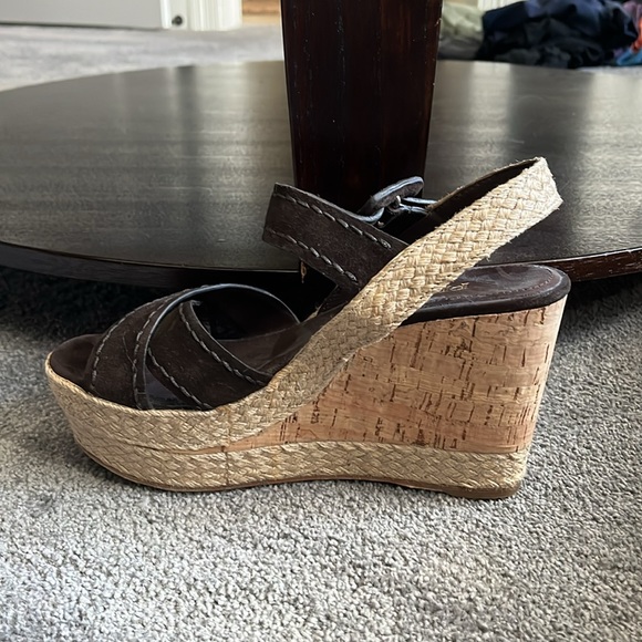 Prada suede wedges - Picture 2 of 6